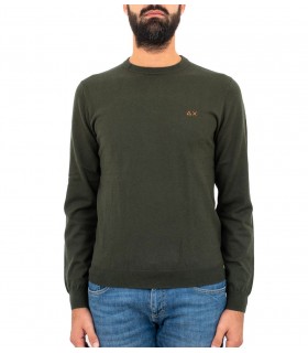 Crewneck sweater