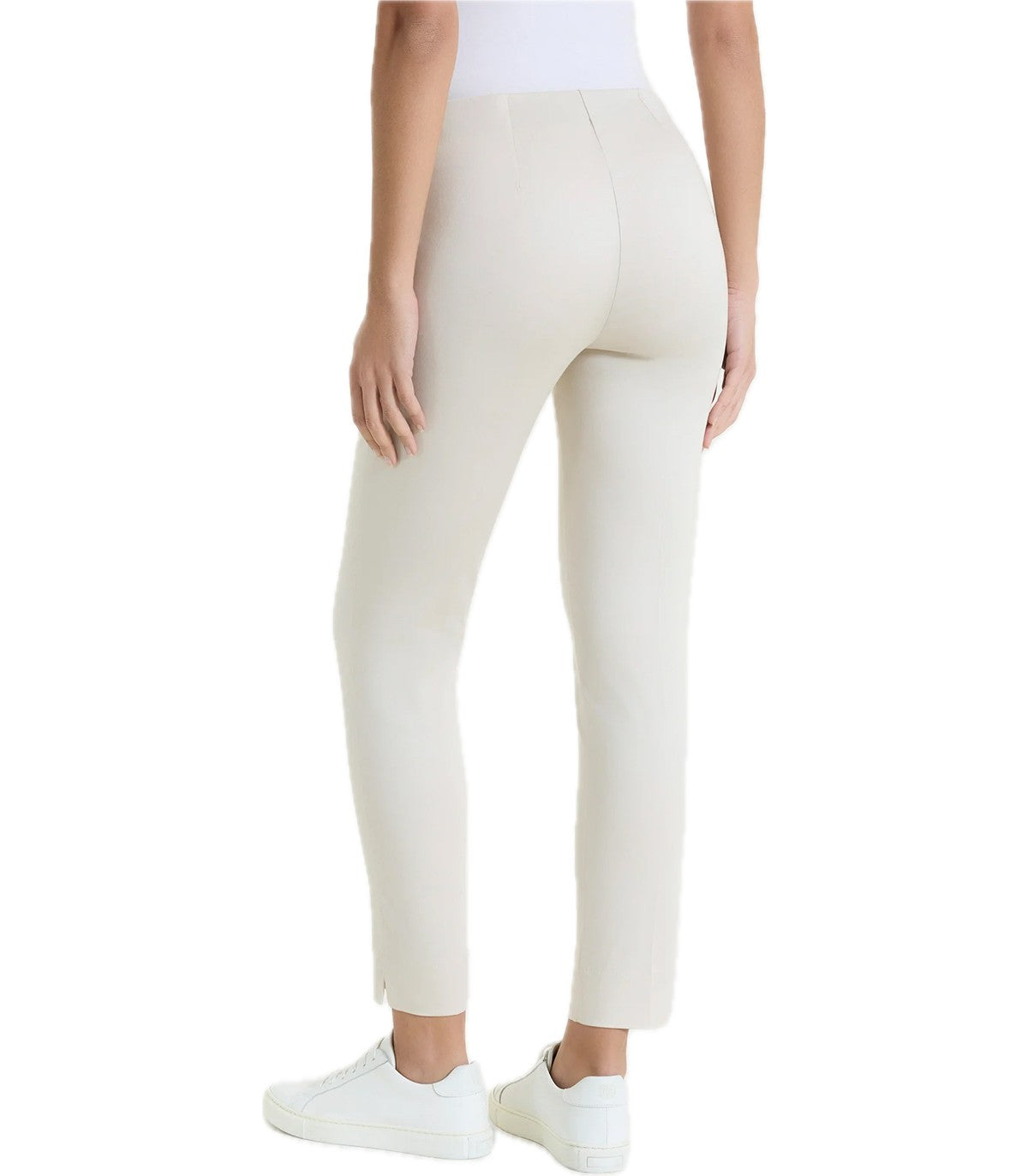 Pantalone capri con spacchetti in Satino
