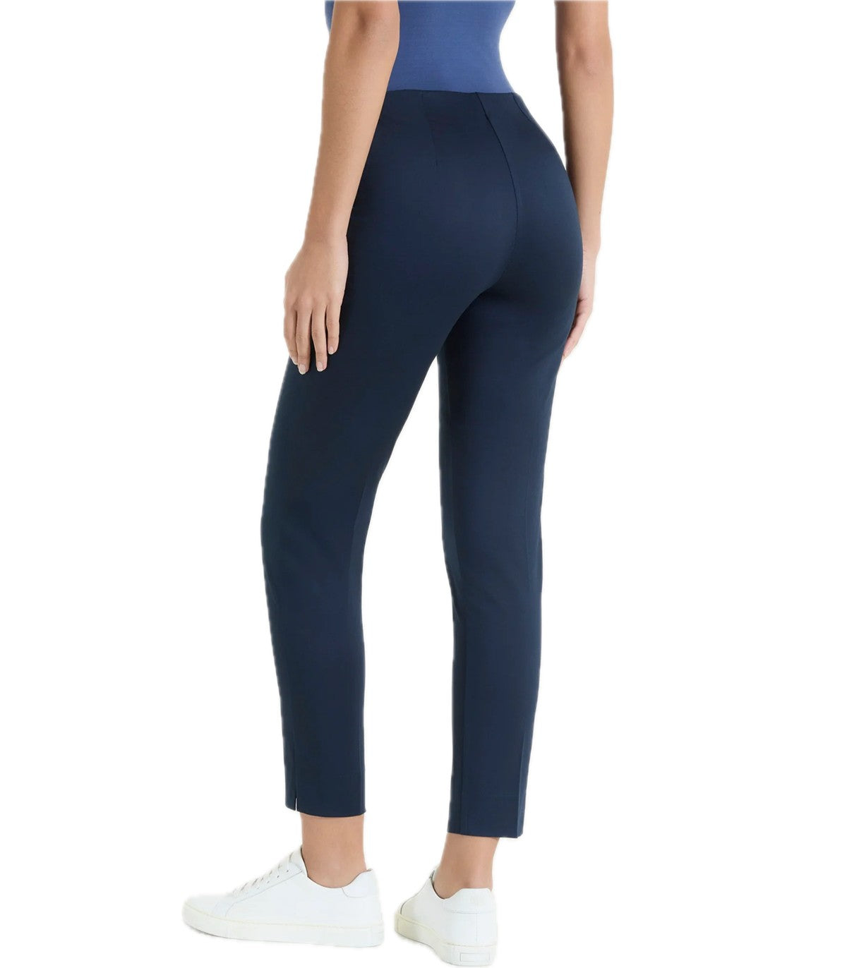 Pantalone capri con spacchetti in Satino